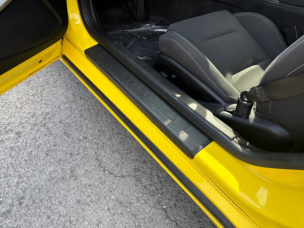 2018 Chevrolet Camaro Image 10