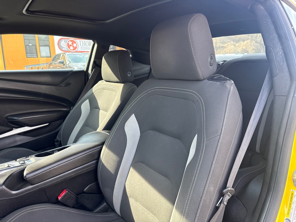 2018 Chevrolet Camaro Image 13