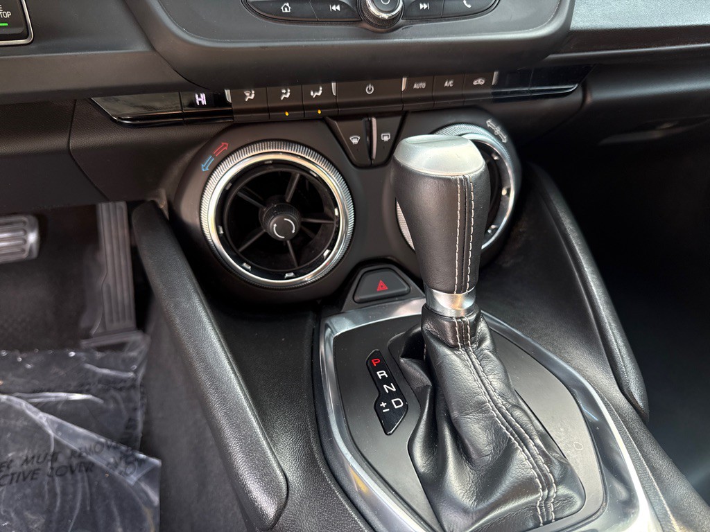 2018 Chevrolet Camaro Image 23