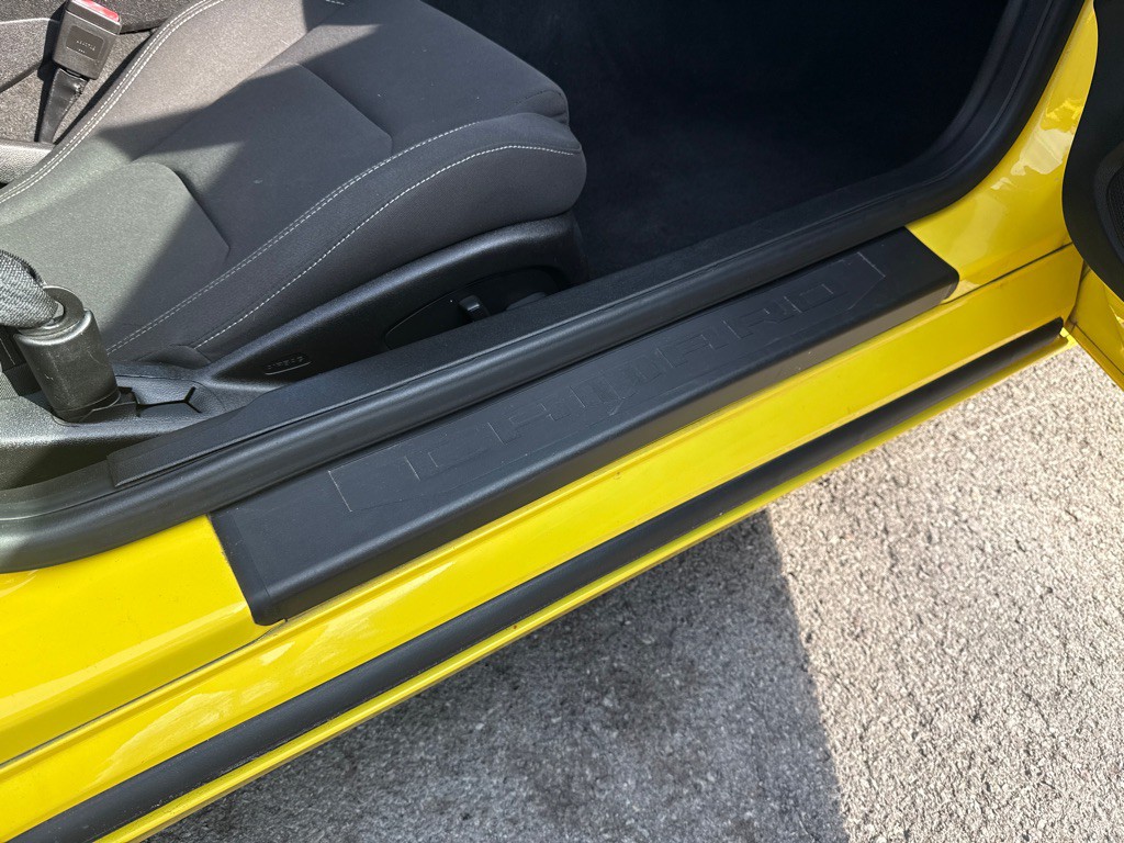 2018 Chevrolet Camaro Image 33