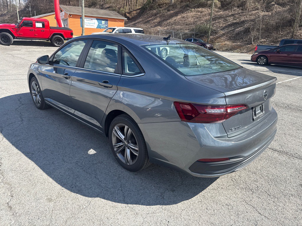 2024 Volkswagen Jetta Image 5