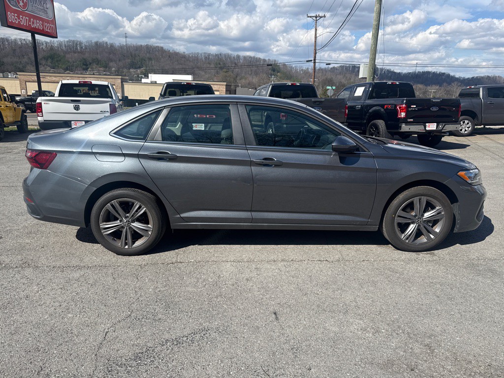 2024 Volkswagen Jetta Image 8