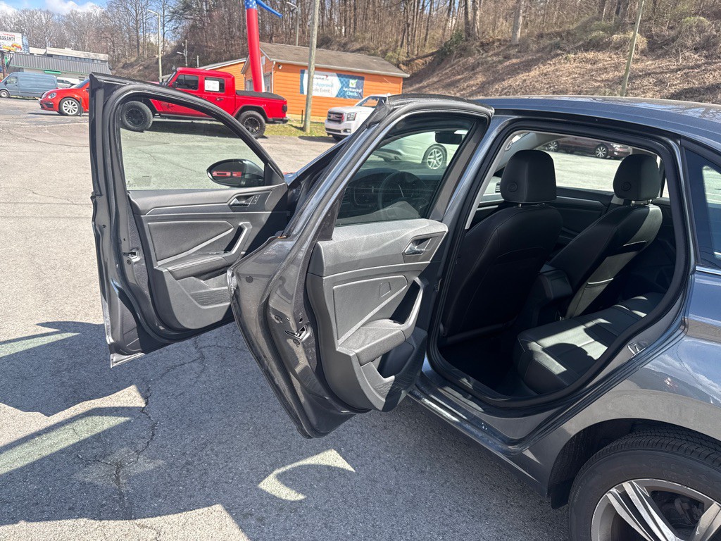 2024 Volkswagen Jetta Image 24