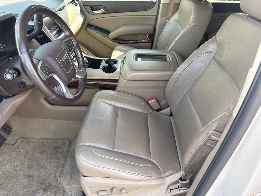 2016 GMC Yukon Image 13