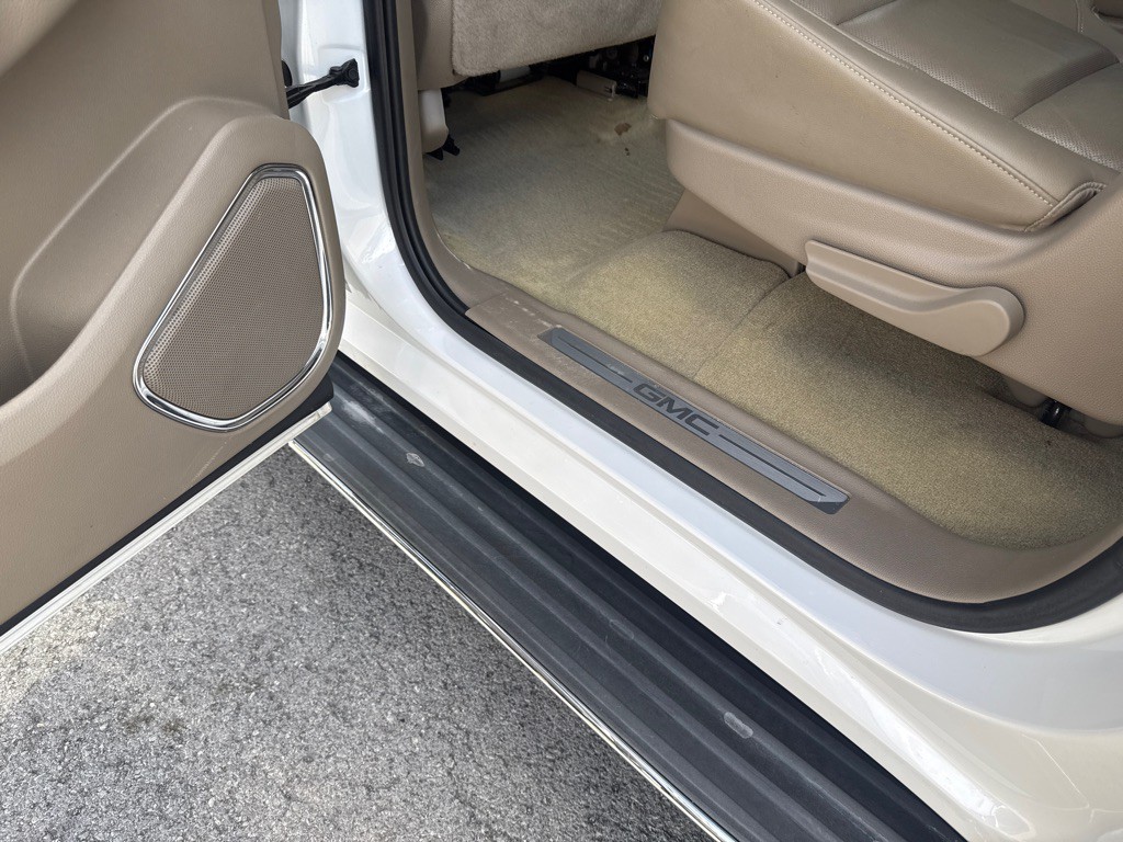 2016 GMC Yukon Image 30