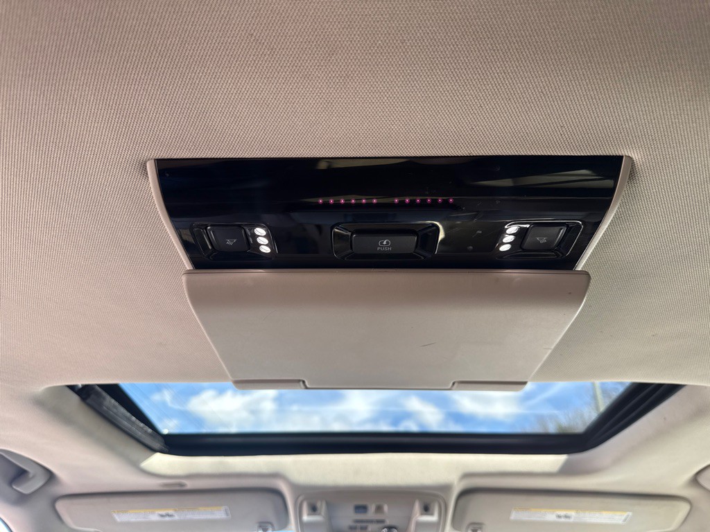 2016 GMC Yukon Image 32