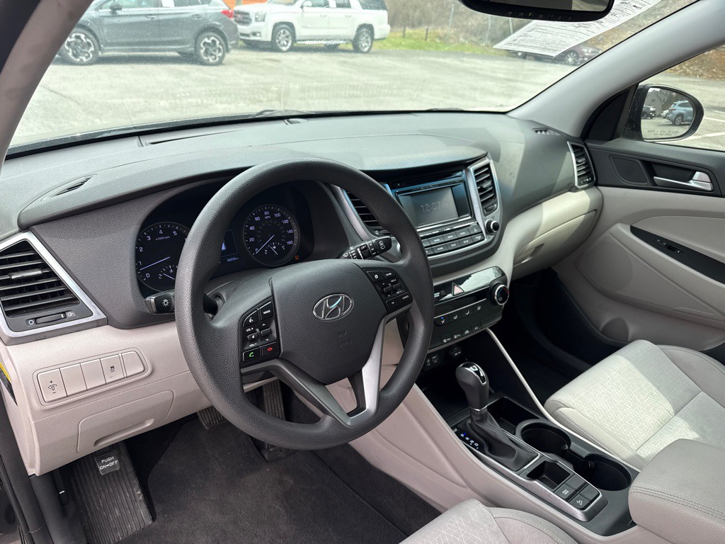 2016 Hyundai Tucson Image 11