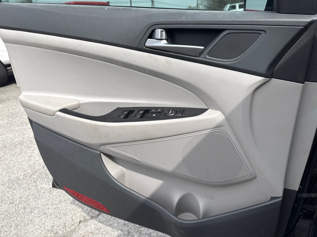 2016 Hyundai Tucson Image 19