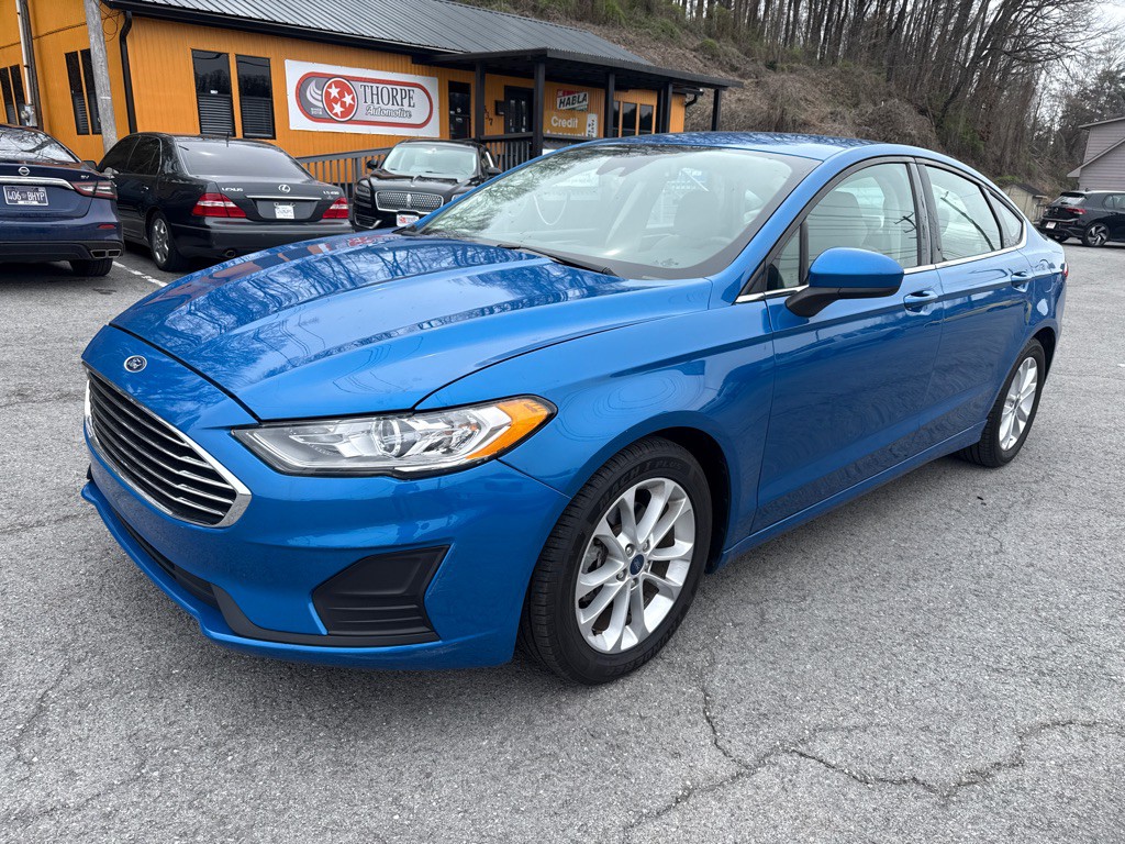 2020 Ford Fusion Image 3