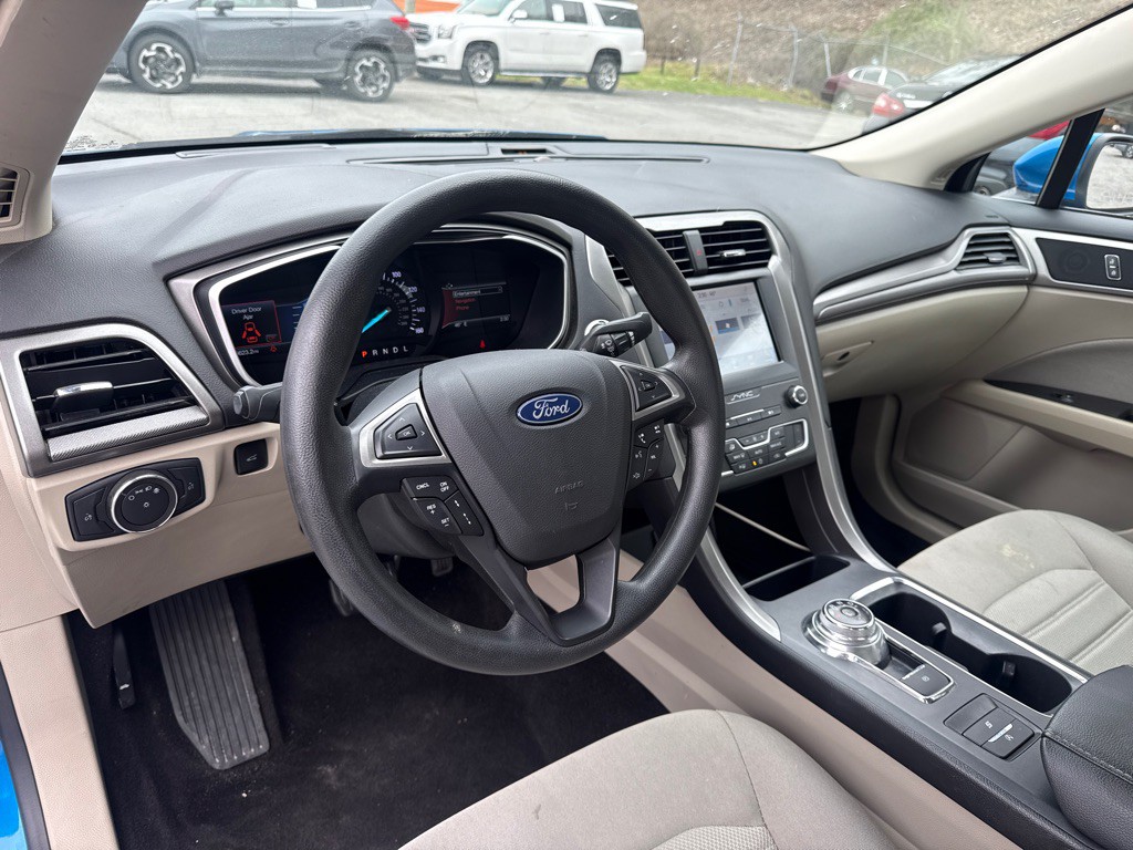 2020 Ford Fusion Image 12