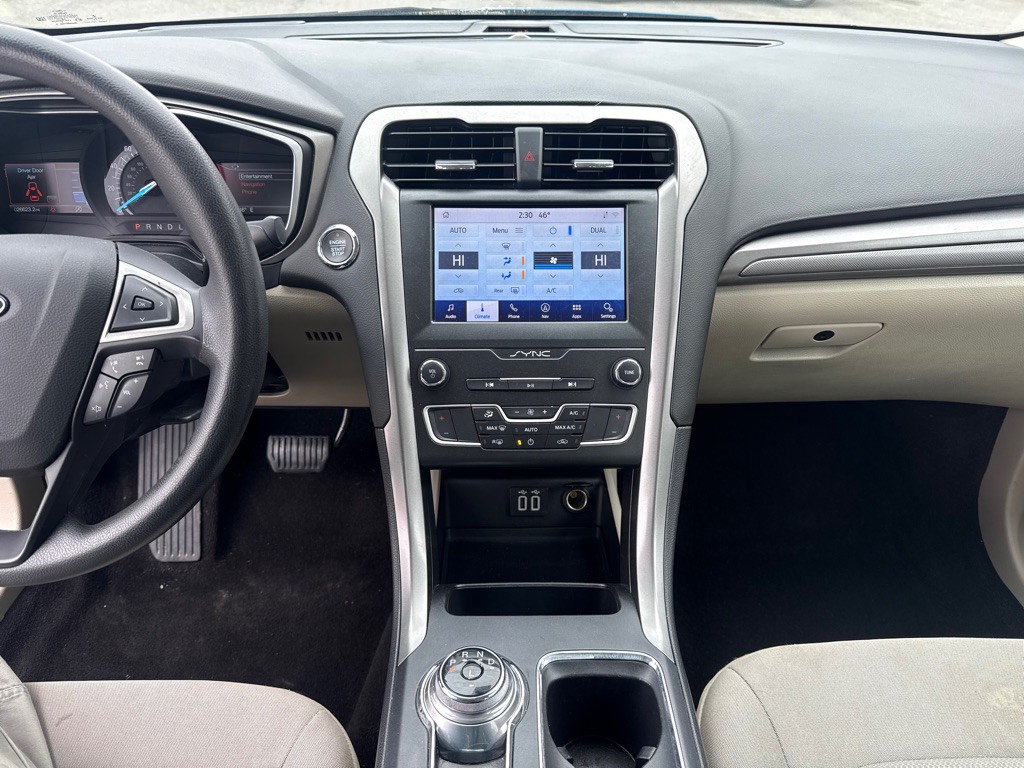 2020 Ford Fusion Image 18