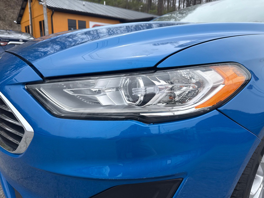 2020 Ford Fusion Image 32