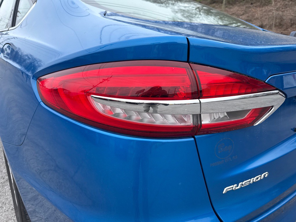2020 Ford Fusion Image 33