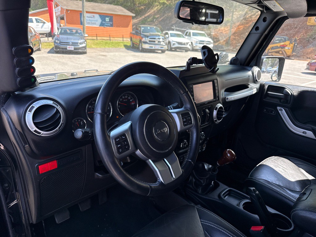 2014 Jeep Wrangler Unlimited Image 11