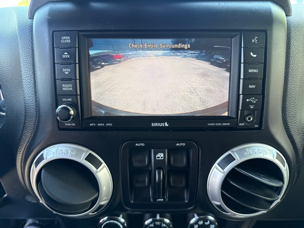 2014 Jeep Wrangler Unlimited Image 20