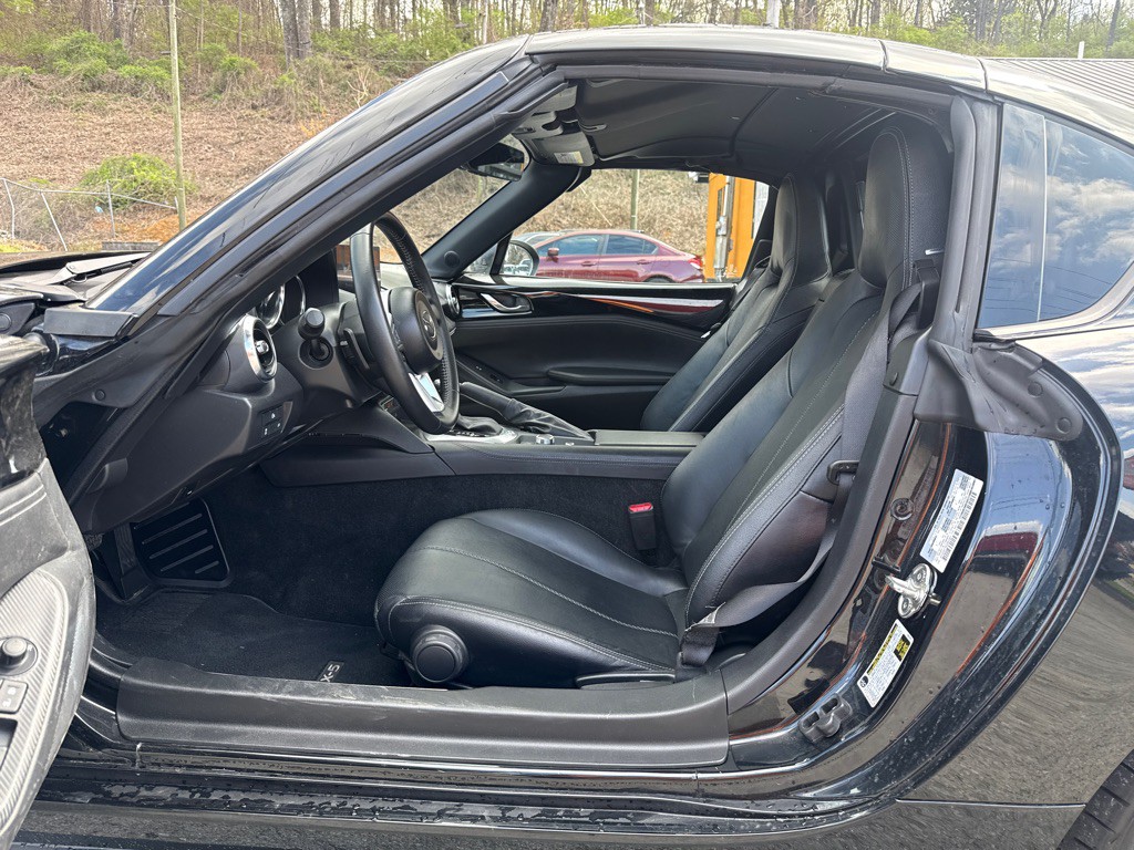 2025 Mazda MX-5 Miata Image 10