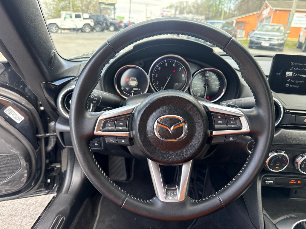 2025 Mazda MX-5 Miata Image 15