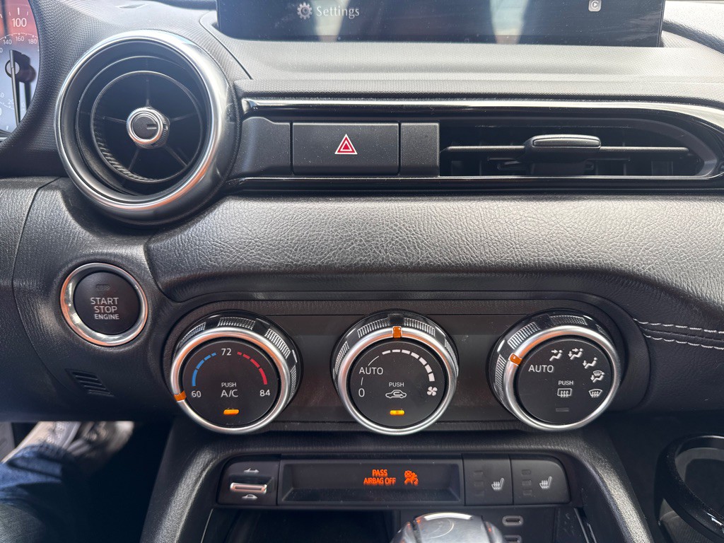 2025 Mazda MX-5 Miata Image 19