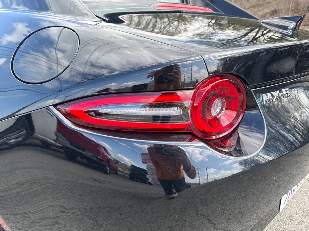 2025 Mazda MX-5 Miata Image 32