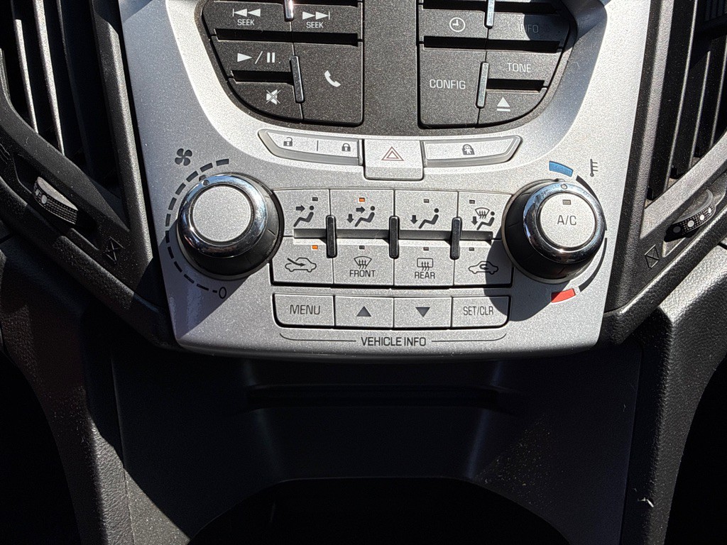 2015 Chevrolet Equinox Image 20