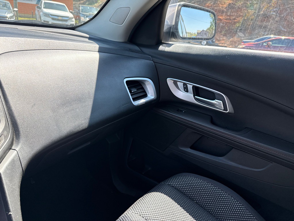 2015 Chevrolet Equinox Image 21