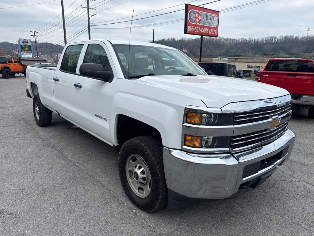2017 Chevrolet Silverado 1500 Image 1