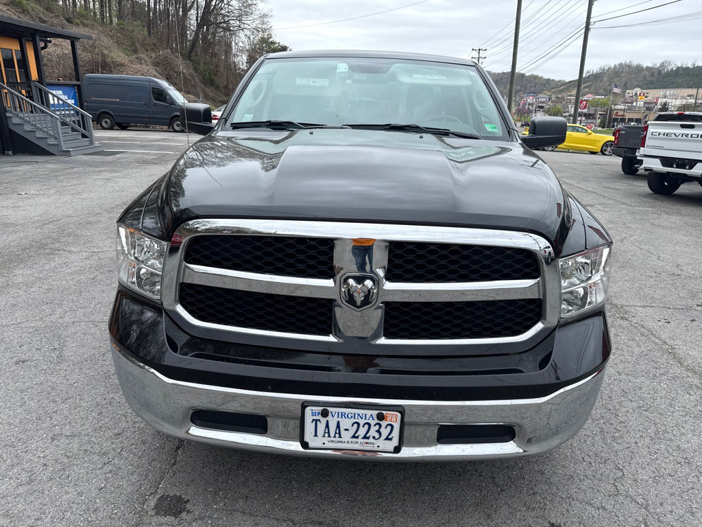 2024 RAM 1500 Image 2