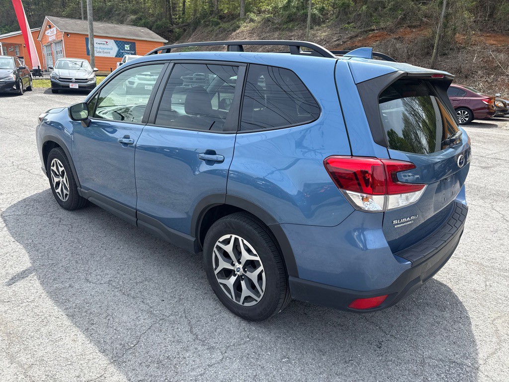 2023 Subaru Forester Image 5