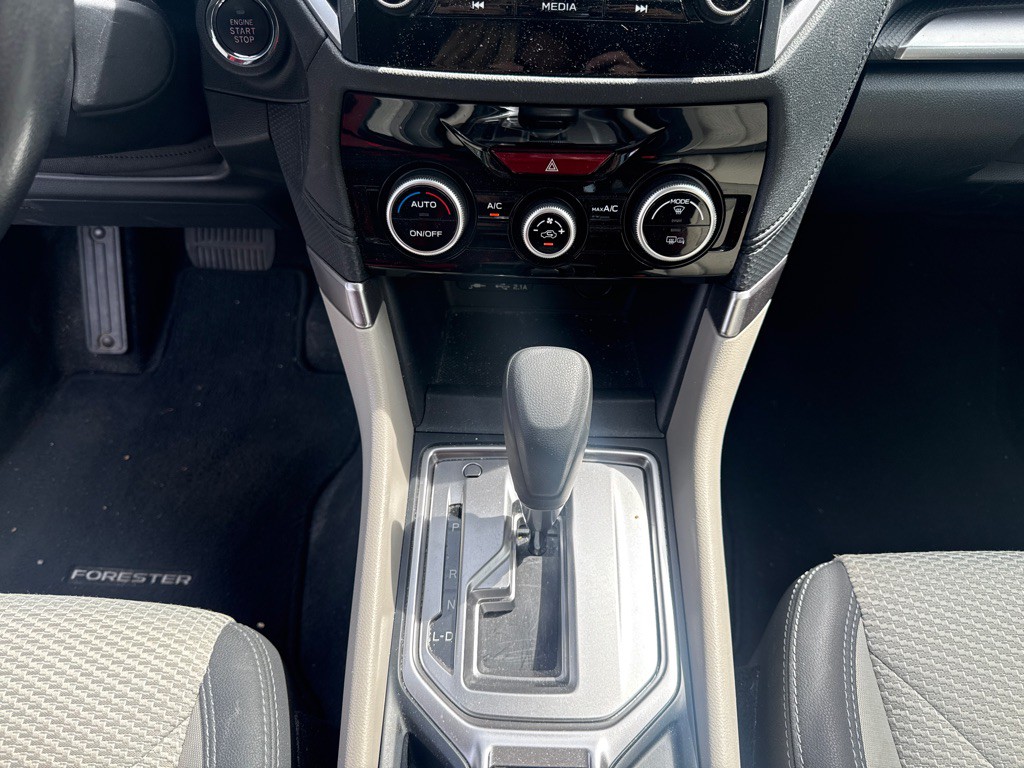 2023 Subaru Forester Image 20