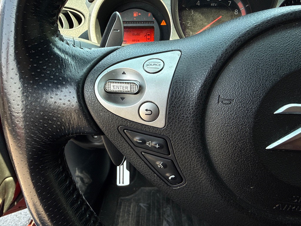 2013 Nissan 370Z Image 16