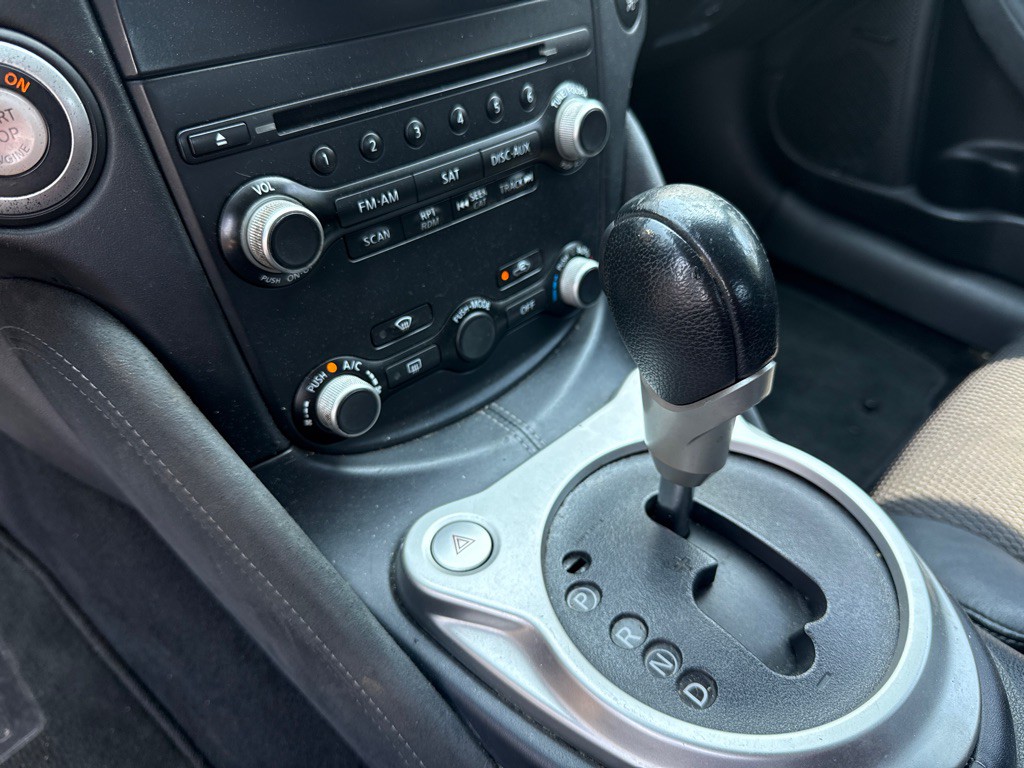 2013 Nissan 370Z Image 20