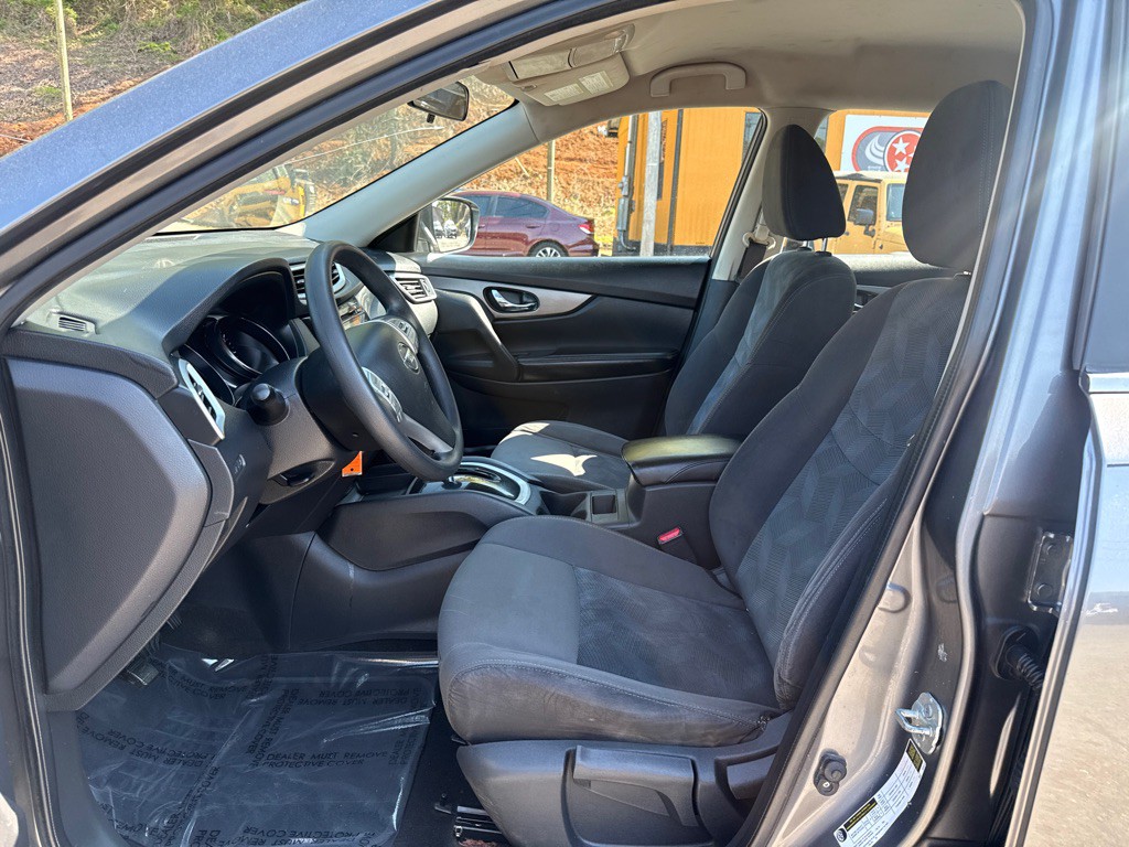 2016 Nissan Rogue Image 10