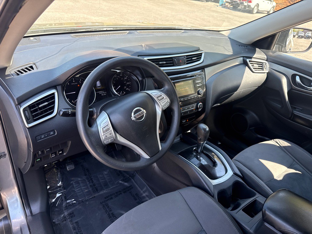 2016 Nissan Rogue Image 11