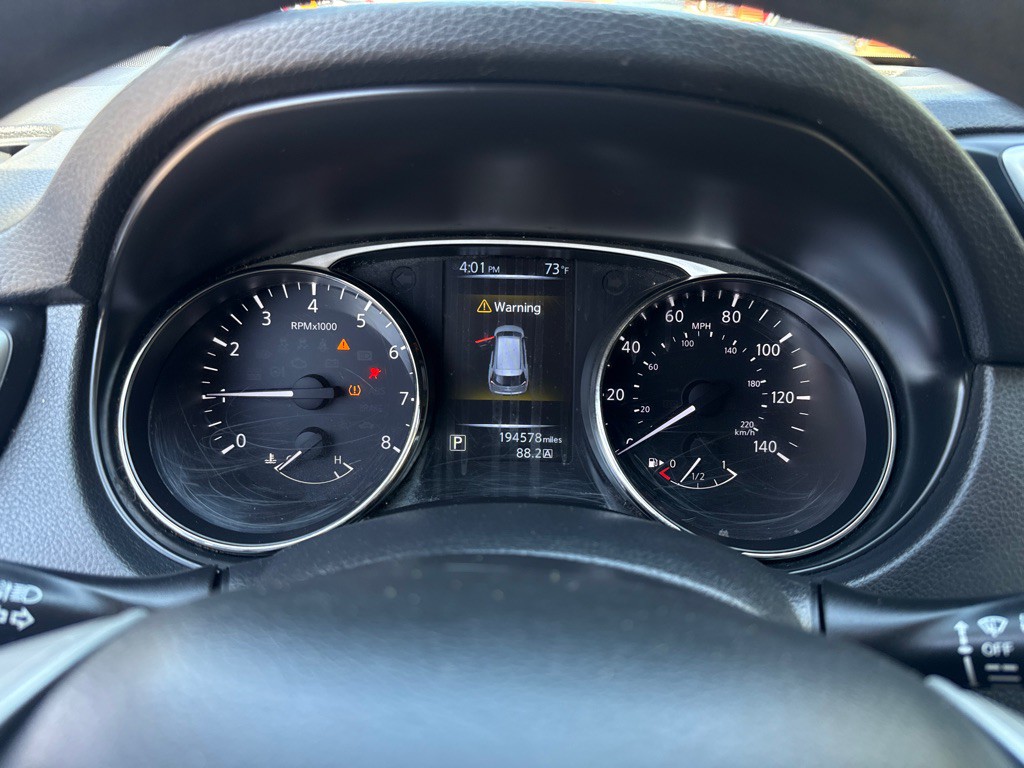 2016 Nissan Rogue Image 15