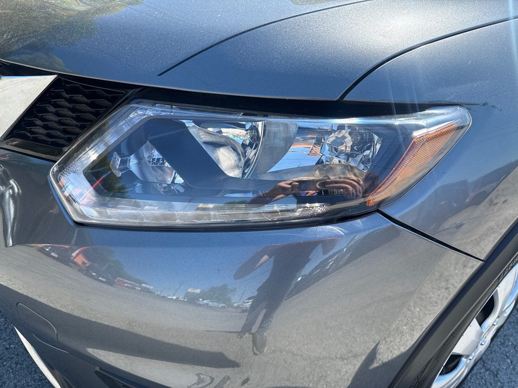 2016 Nissan Rogue Image 31