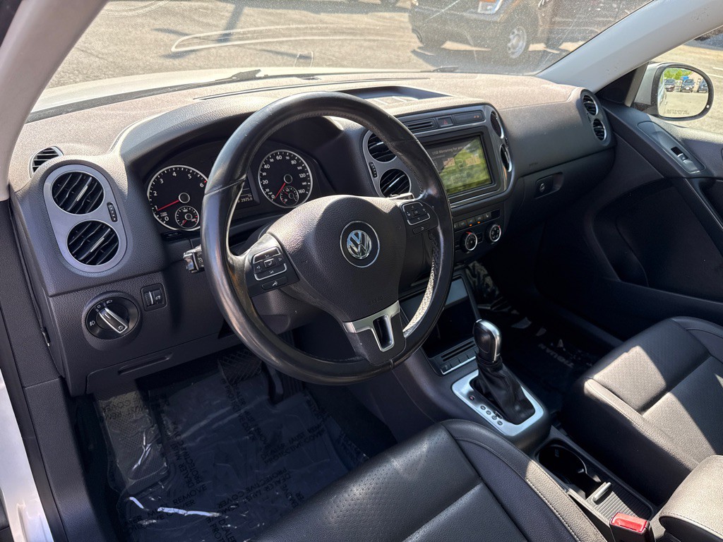 2013 Volkswagen Tiguan Image 11