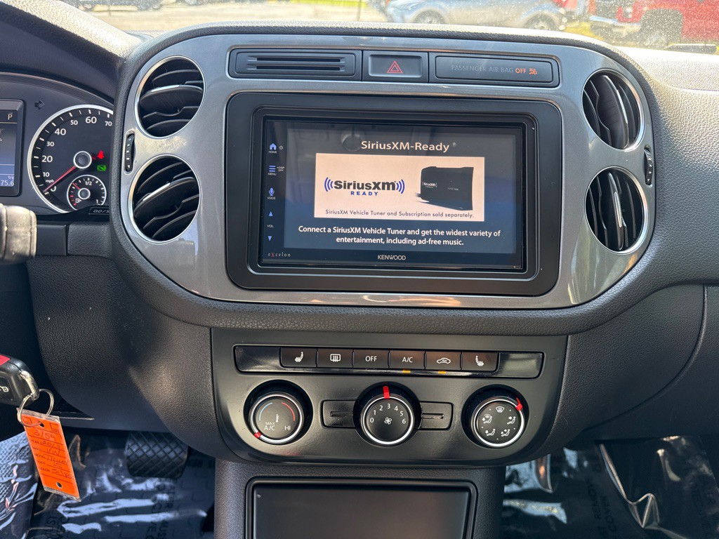 2013 Volkswagen Tiguan Image 18