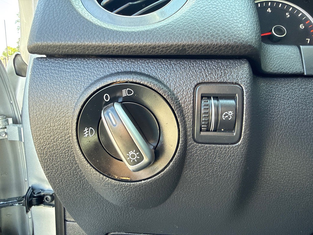2013 Volkswagen Tiguan Image 21