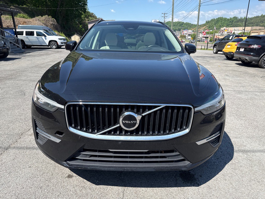 2023 Volvo XC60 Image 2