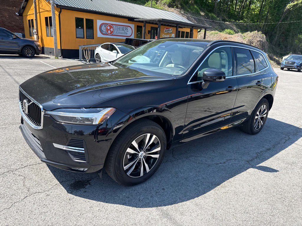 2023 Volvo XC60 Image 3