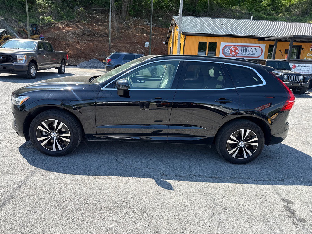 2023 Volvo XC60 Image 4