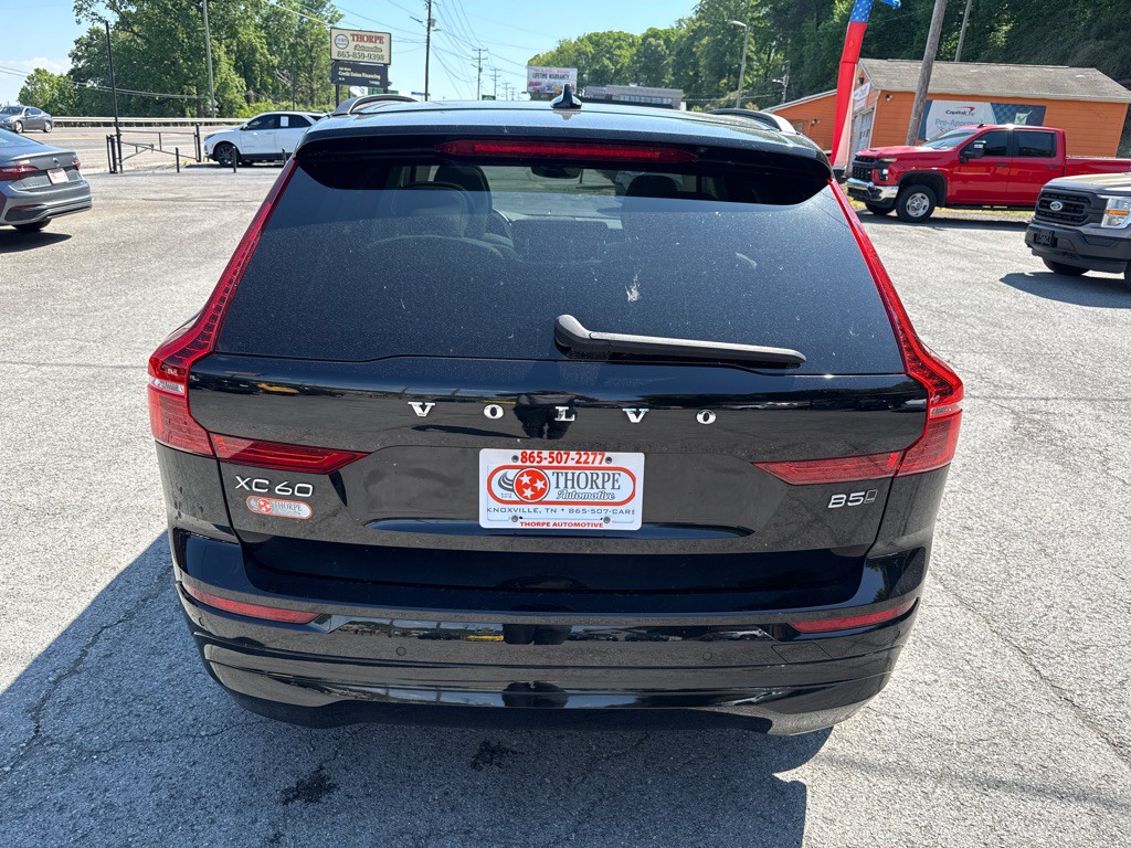2023 Volvo XC60 Image 6