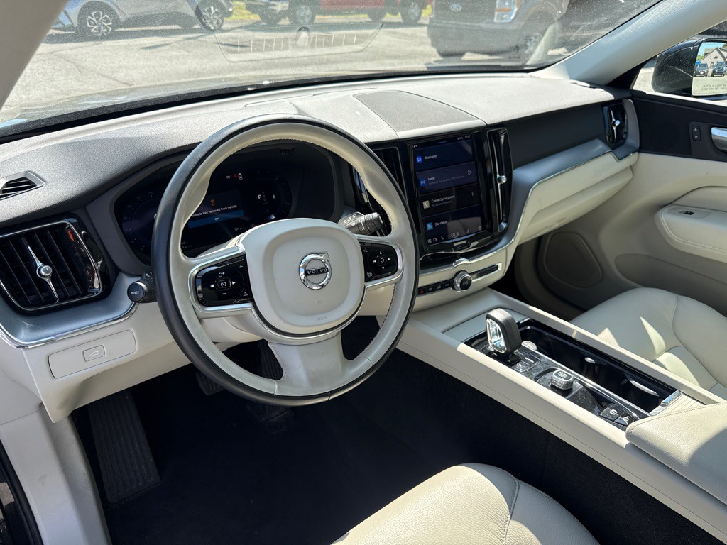 2023 Volvo XC60 Image 11