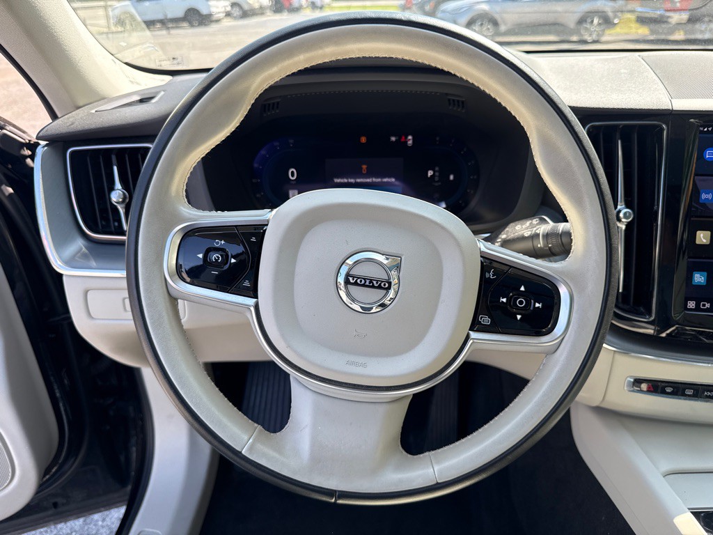 2023 Volvo XC60 Image 14