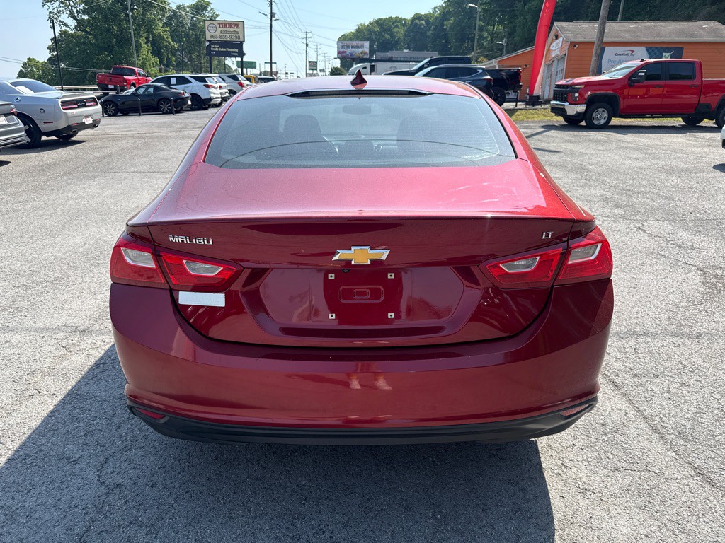 2018 Chevrolet Malibu Image 6