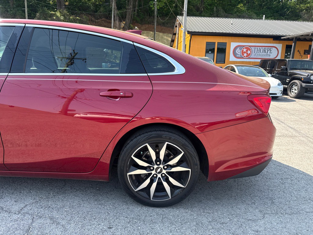 2018 Chevrolet Malibu Image 9
