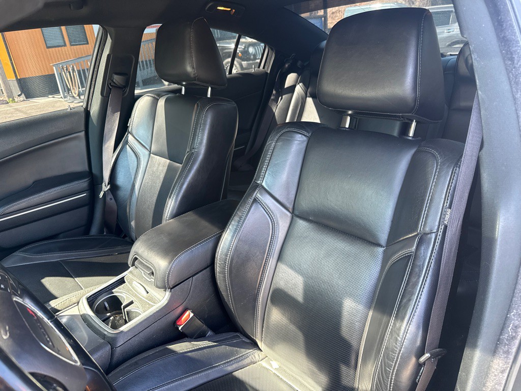 2019 Dodge Charger Image 12