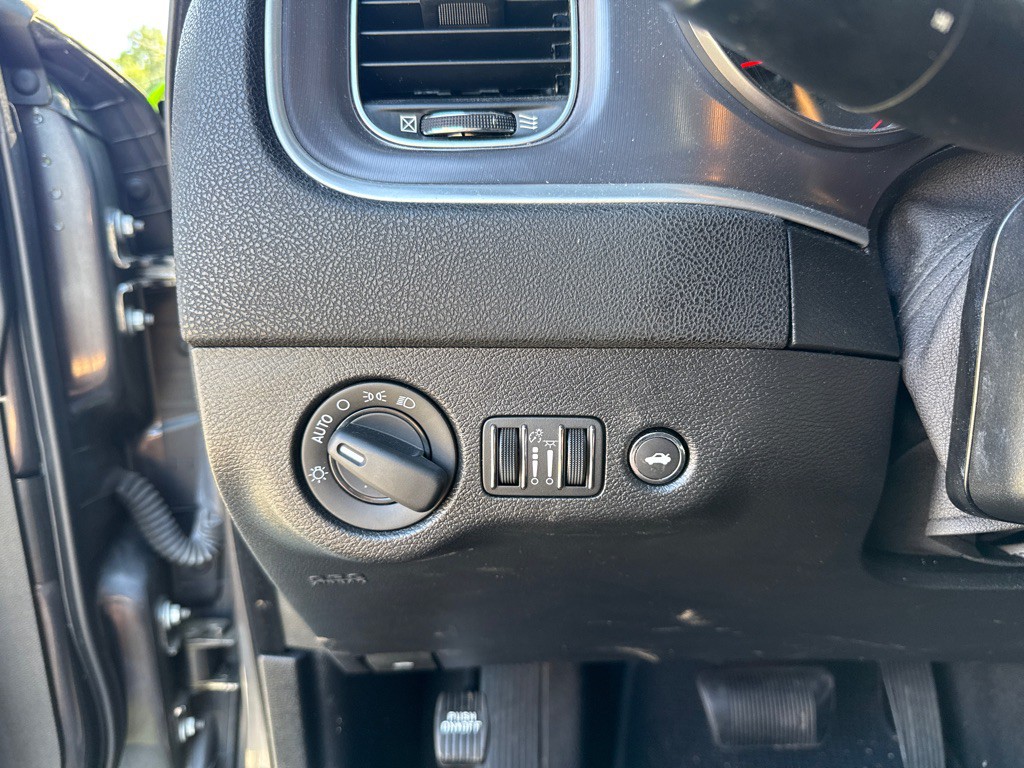 2019 Dodge Charger Image 21