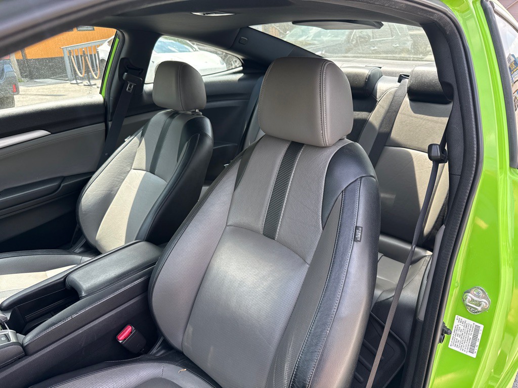 2016 Honda Civic Image 12