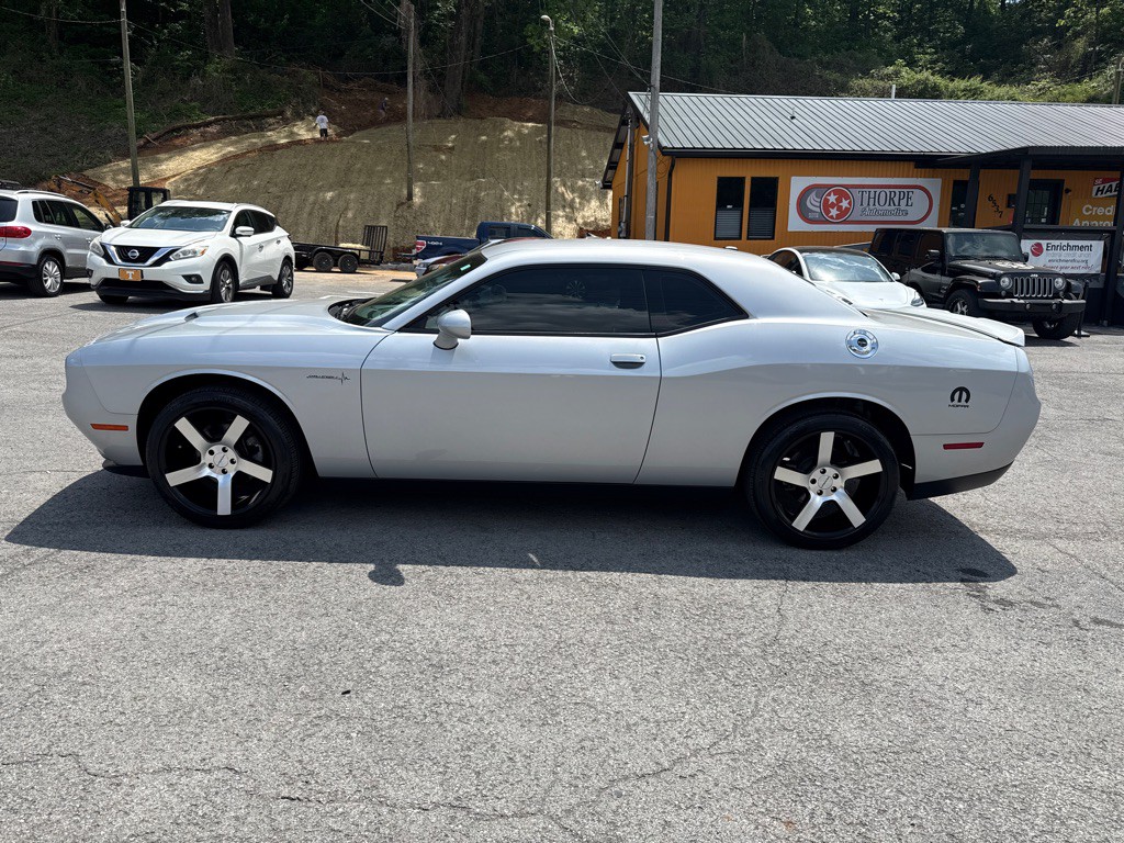 2019 Dodge Challenger Image 4